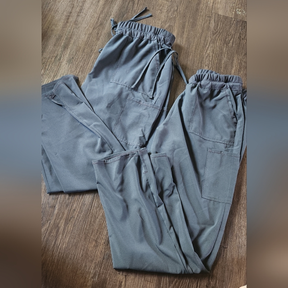 Scrub pants